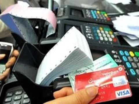 Vì sao quẹt thẻ ngân hàng thanh toán đúng chỗ nhưng bạn không được hoàn tiền như quảng cáo?