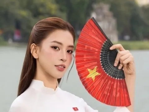 Ca sĩ Hòa Minzy và dàn Hoa hậu khoe sắc thắm với áo dài, rạng rỡ chào mừng ngày 30/4