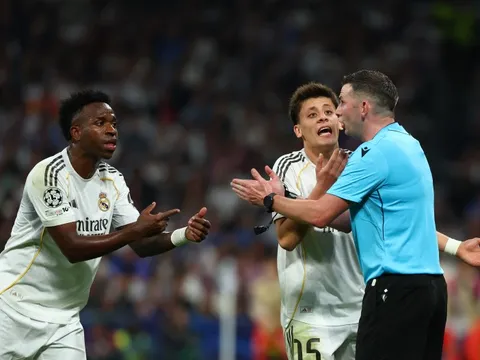 Real Madrid sụp đổ