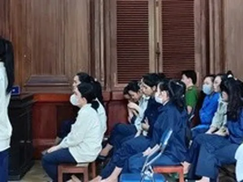 "Phù phép" thẻ tín dụng qua gian hàng ảo