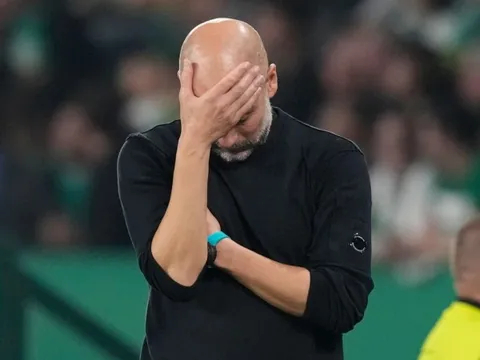 Cơn ác mộng đua vô địch của Man City