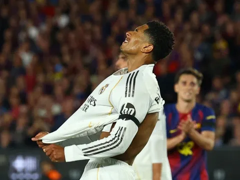 Đế chế Real Madrid sụp đổ ở Camp Nou