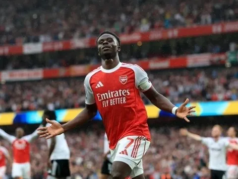 Burnley và Crystal Palace đủ sức ngáng chân Arsenal?