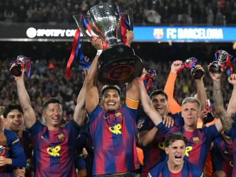 Barca vô địch sau trận thắng lịch sử trước Real