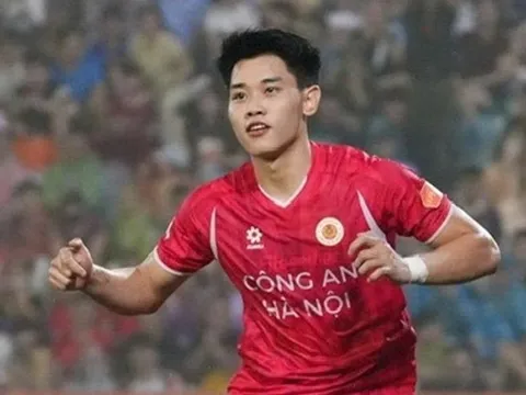 Đình Bắc ghi bàn 6 trận liên tiếp
