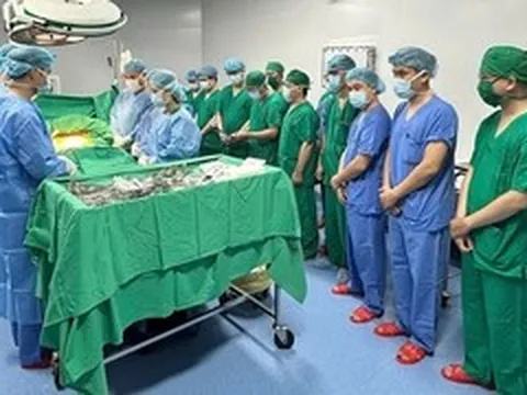 Người cha chết não sau tai nạn và quyết định khiến nhiều người bật khóc