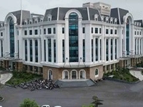 Đánh thức trụ sở dôi dư