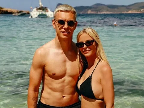Bi kịch gia đình của người hùng Arsenal