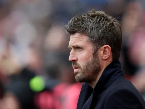 MU đâu cần liều mình khi đã có Carrick
