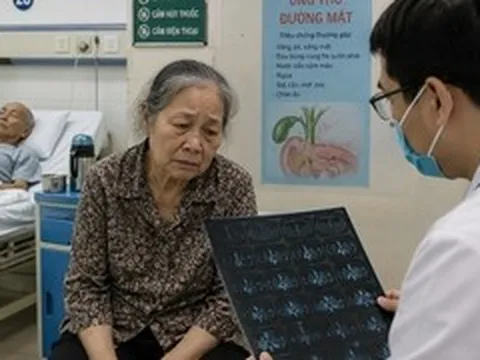 Vào viện chăm chồng ung thư, người phụ nữ phát hiện mình mắc ung thư đường mật