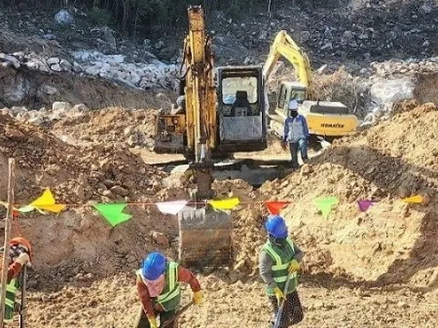 Đẩy nhanh tiến độ thi công lưới điện Phú Quốc phục vụ APEC 2027