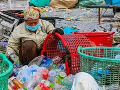 Muốn DN đóng thuế thay bà đồng nát: 'Khó thực hiện, không công bằng'?