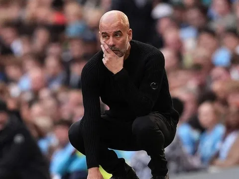Pep Guardiola rời Man City giữa cơn hỗn loạn cuối cùng