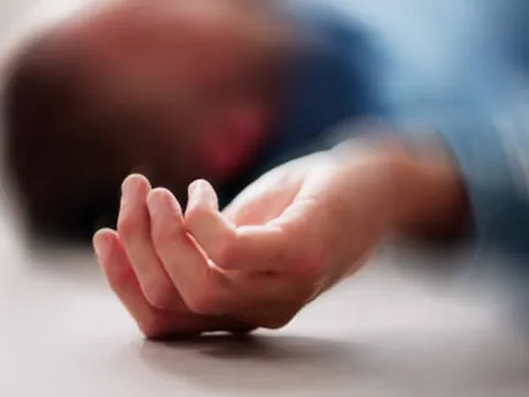 Nam giáo viên 38 tuổi tử vong đột ngột, bác sĩ cảnh báo dấu hiệu "quen thuộc" ít ai để ý