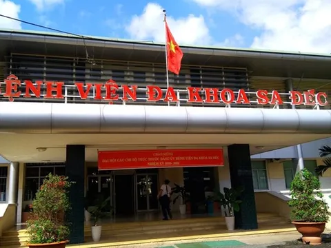 Vụ hàng chục học sinh đau bụng sau bữa trưa: 62 ca nhập viện, 2 trường hợp nặng