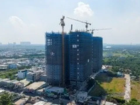 Căn hộ resort khu Nam tăng tốc về đích, dự kiến cất nóc vào tháng 6/2026