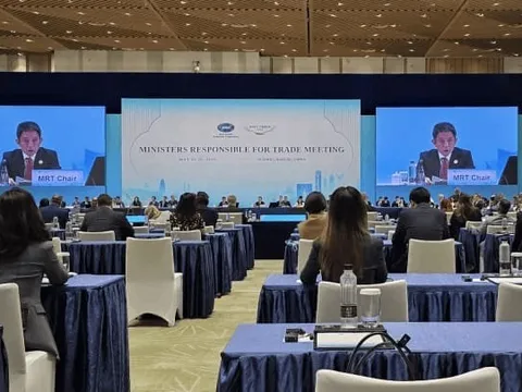 Chuỗi cung ứng toàn cầu vào ‘tâm bão’, APEC nhóm họp khẩn