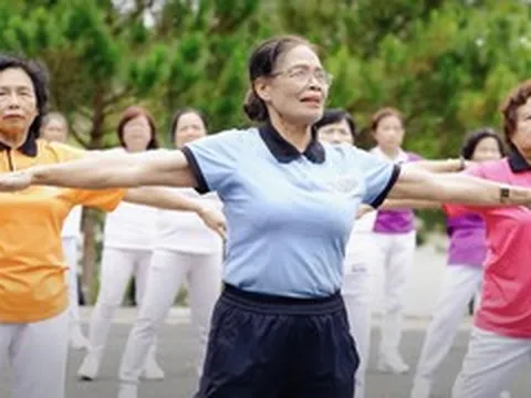 Cần xây dựng hệ sinh thái chăm sóc người cao tuổi toàn diện