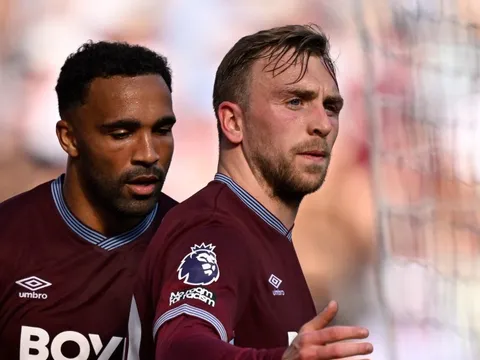 West Ham bị 'xâu xé' sau khi rớt hạng