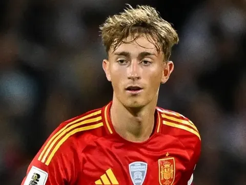 Trung vệ 60 triệu euro gây tranh cãi khi bị loại khỏi World Cup