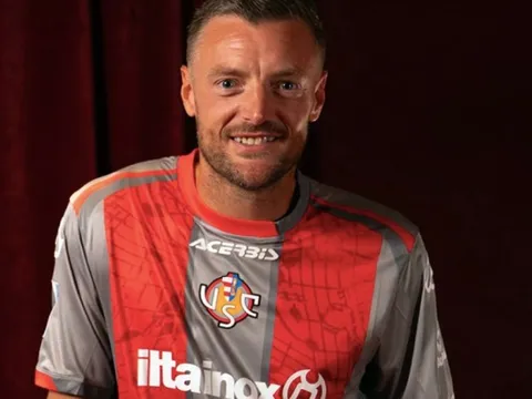 Vardy bỏ chạy khỏi Serie B