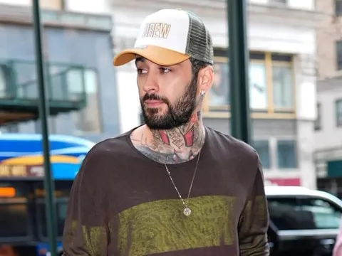 Hành động gây tranh cãi của Zayn Malik với người hâm mộ