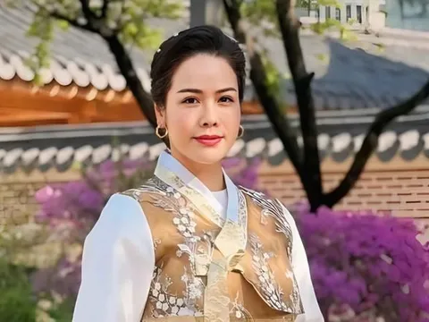 Mừng cho hạnh phúc của Nhật Kim Anh ở tuổi 41