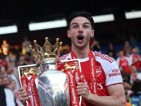 Vì sao CĐV muốn Arsenal thất bại?