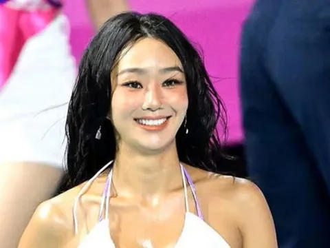 Hyolyn (Sistar) hủy buổi diễn vì nhập viện cấp cứu