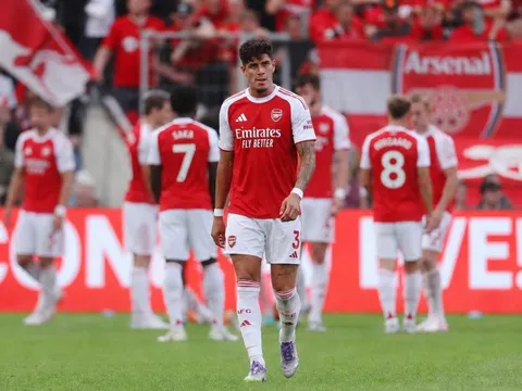 Arsenal đón tin không vui trước thềm chung kết Champions League
