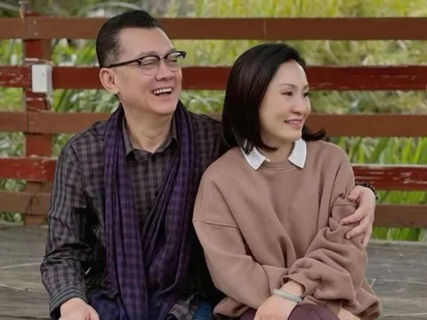 Mạng xã hội 'dậy sóng' với mối quan hệ giữa NSƯT Hữu Châu và Hồng Đào