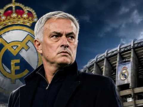 Không còn điều gì ngăn Mourinho dẫn dắt Real Madrid