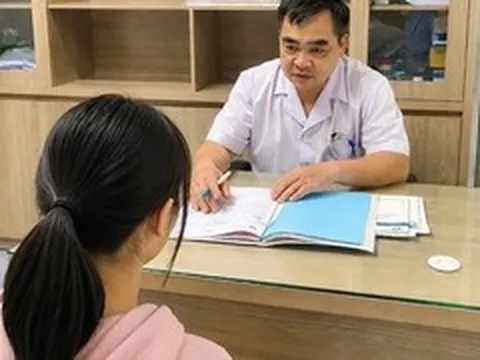 Thất vọng sau bài thi, nữ sinh 13 tuổi uống thuốc giảm đau liều cao