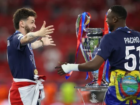 Nhà vua PSG sẽ còn trị vì bao lâu?