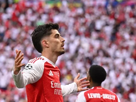 Havertz đi vào lịch sử chung kết Champions League