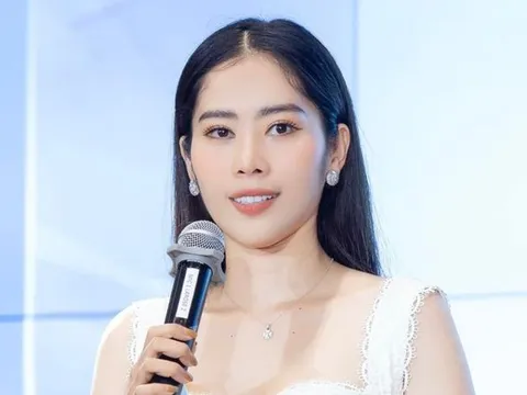 Nam Em chính thức đi thêm bước nữa