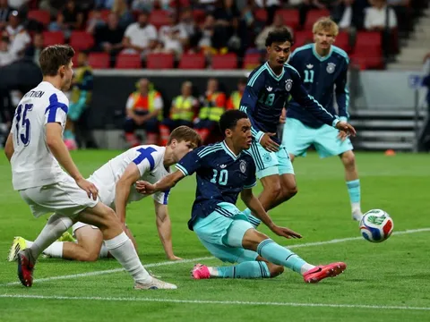 Trận thắng 4-0 của tuyển Đức