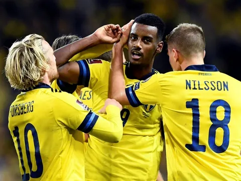 Na Uy đè bẹp Thụy Điển trước World Cup