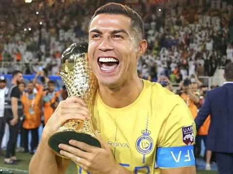 Ronaldo Nazario thừa nhận điều phi thường của CR7