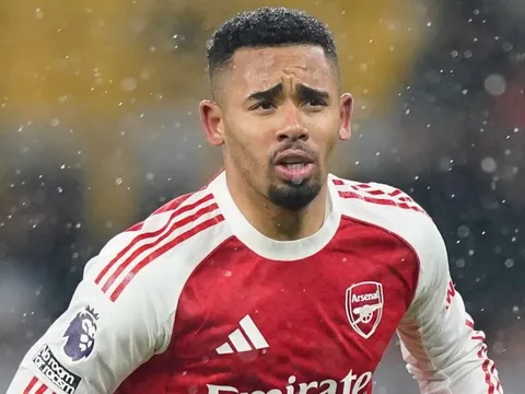 Arsenal thanh lý hàng loạt sau chung kết Champions League