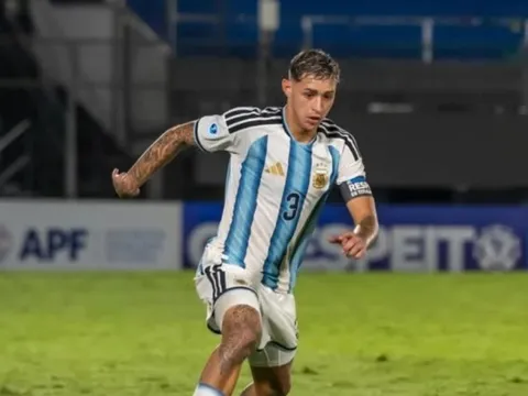 Cầu thủ vô danh sắp đi vào lịch sử tuyển Argentina