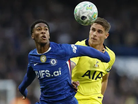 Alonso cấm Chelsea bán một cầu thủ