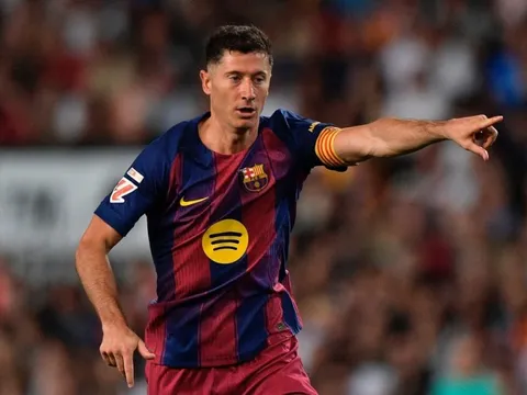 Lewandowski đến MU?