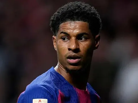 Rashford đáp trả