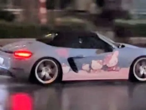 Danh tính tài xế lái ô tô Porsche gây náo loạn khu đô thị Sala