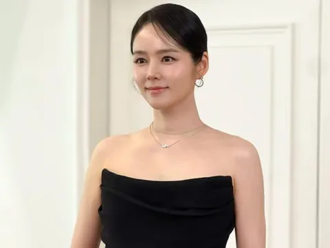 Han Ga In tiết lộ bí quyết giảm mỡ bắp tay