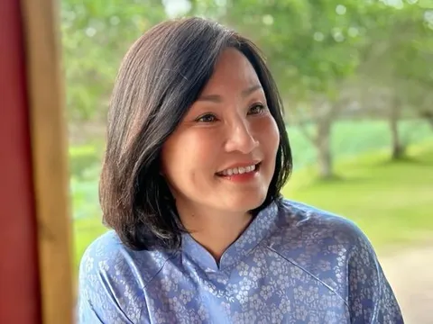 Mừng cho Hồng Đào khi đã ấn định ngày trọng đại