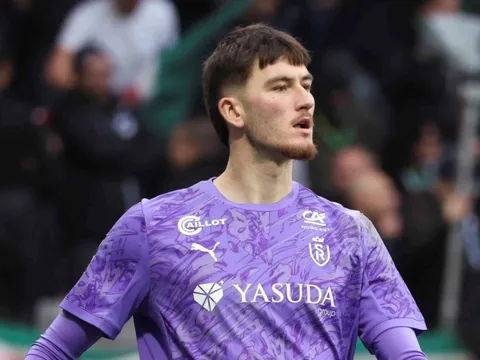 Newcastle đón tân binh đầu tiên giá 28 triệu euro