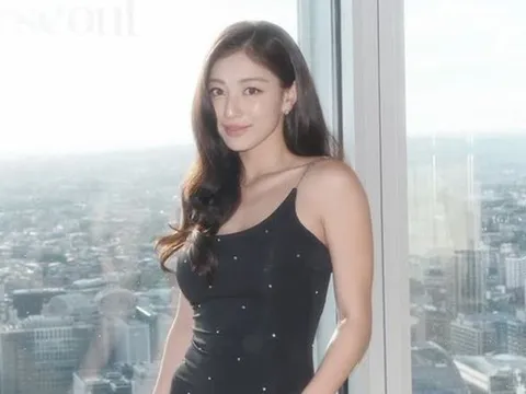 Jihyo (TWICE) gây sốt với nhan sắc tựa 'nữ thần'