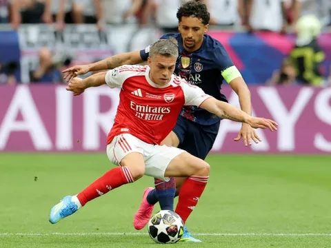 Arsenal rao bán 'công thần' vô địch Premier League